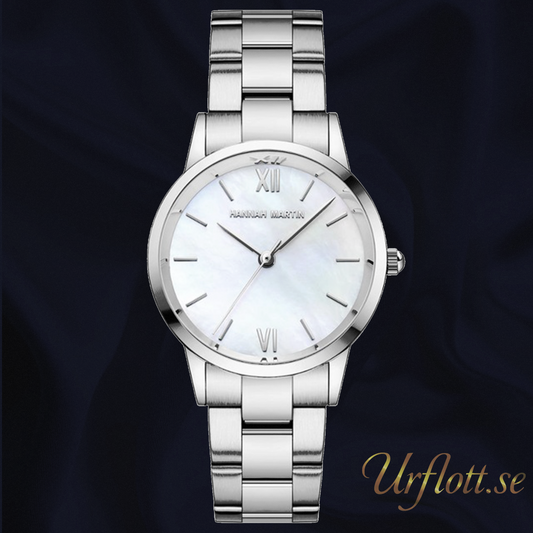 Hannah Martin Akoya Pearl. Silver / Offwhite. Länk Steel. Japan Quartz