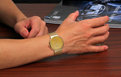 Herrklocka WWoor Classic. Gold / Gold. Mesh Gold. Quartz Japan