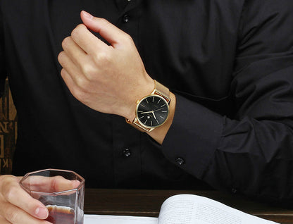 Herrklocka Wwoor Classico. Gold / Black. Mesh Gold. Quartz Japan